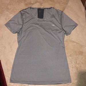 Women’s gray & white short sleeve workout top